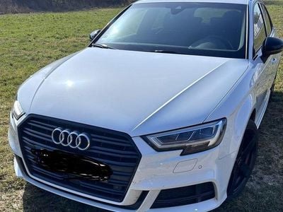 Gebraucht Audi A3 Sport 150 PS (110 kW) 2019 Weiß Limousine