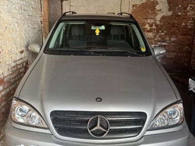 Mercedes ML270