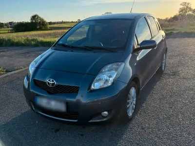 Gebraucht Toyota Yaris 101 PS (74 kW) 2010 Kleinwagen