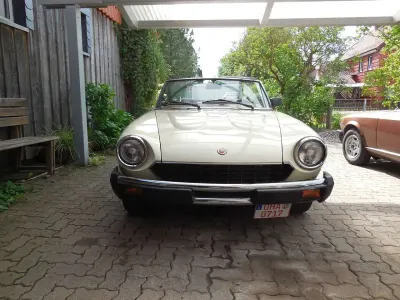 Gebraucht Fiat 124 Spider 103 PS (75 kW) 1982 Beige Cabrio