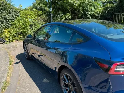 Gebraucht Tesla Model 3 Standard Range 208 kW (283 PS) 2021 Blau Limousine