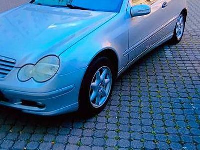 Mercedes C180