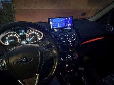 Usata Ford Fiesta Trend 101 CV (74 kW) 2016 Berlina