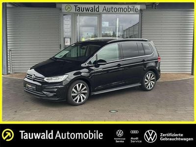 Deep black perleffekt Gebraucht 2024 VW Touran Highline Van / Kleinbus | 36.480 € (Fairer Preis)