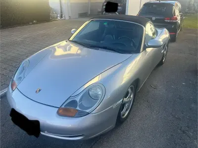 Second-hand Porsche Boxster 220 CP (161 kW) 2000 Argintiu Cabrio