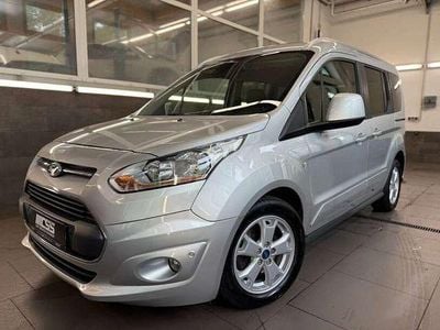 Gebraucht Ford Tourneo Connect Titanium 95 PS (69 kW) 2015 Silber Van / Kleinbus