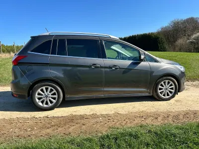 Gebraucht Ford Grand C-Max Ambiente 125 PS (91 kW) 2018 Grau Van / Kleinbus