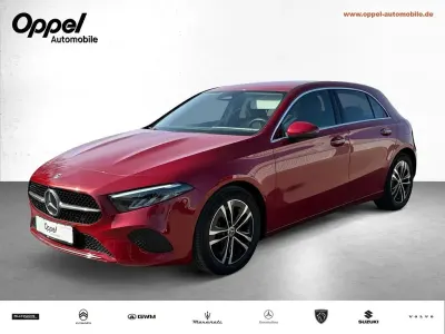 Używany Mercedes A180 Progressive 136 KM (100 kW) 2024 Czerwony Sedan/Limuzyna