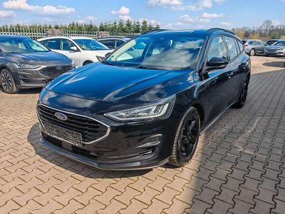 Gebraucht Ford Focus Cool & Connect 120 PS (88 kW) 2022 Schwarz Limousine