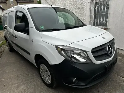 Używany Mercedes Citan 109 90 KM (66 kW) 2016 Biały Minivan