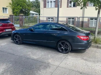 Gebraucht Mercedes E350 AMG 306 PS (225 kW) 2011 Coupé