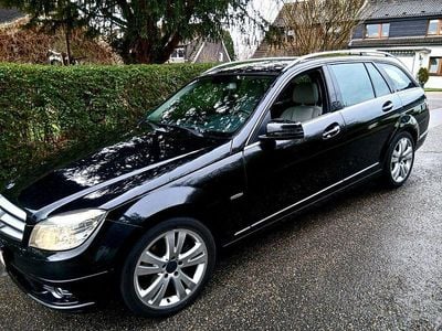 Gebraucht Mercedes C180 Avantgarde 156 PS (114 kW) 2009 Schwarz Limousine