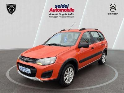 Orange Gebraucht 2017 Lada Kalina Limousine | 6.995 €