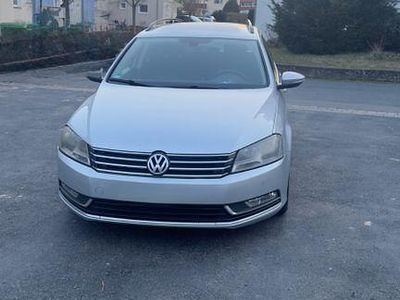 Gebraucht VW Passat Trendline 140 PS (102 kW) 2012 Grau Kombi