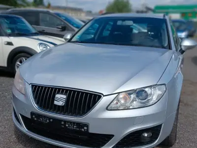 Gebraucht Seat Exeo Style 120 PS (88 kW) 2011 Silber Limousine
