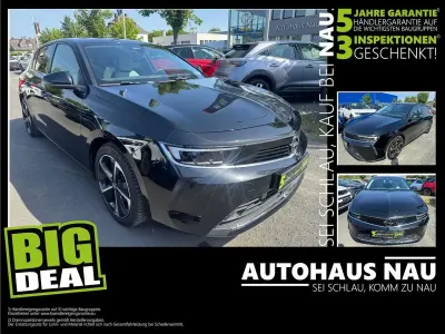 Gebraucht Opel Astra Elegance 131 PS (96 kW) 2023 Diamant schwarz Kleinwagen