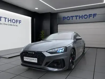 Używany Audi RS5 Sportback Competition 450 KM (330 kW) 2025 Szary Sedan/Limuzyna