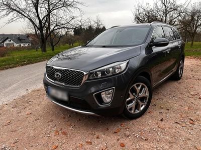Grau Gebraucht 2015 Kia Sorento Platinum SUV | 16.800 € (Fairer Preis)