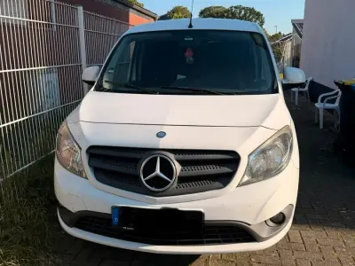 Używany Mercedes Citan 109 90 KM (66 kW) 2014 Biały