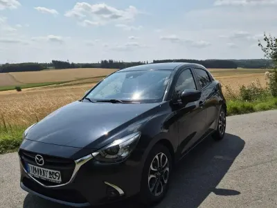 Gebraucht Mazda 2 90 PS (66 kW) 2018 Schwarz Limousine