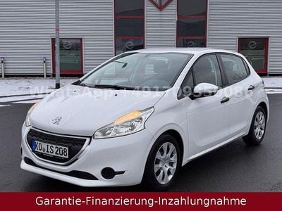 Weiß Gebraucht 2014 Peugeot 208 Access Kleinwagen | 2.995 € (Guter Preis)