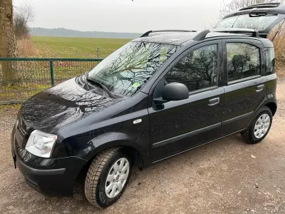 Gebraucht Fiat Panda Dynamic 69 PS (50 kW) 2011 Schwarz Kleinwagen