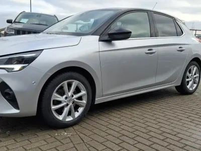 Używany Opel Corsa Elegance 101 KM (74 kW) 2023 Szary Sedan/Limuzyna