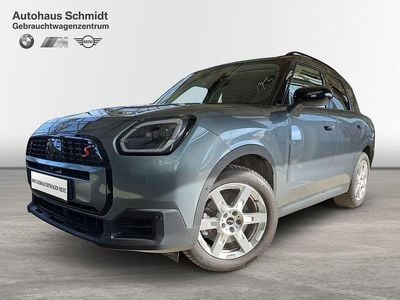 Grün Gebraucht 2024 Mini Countryman Classic SUV | 34.690 € (Guter Preis)