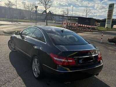 Gebraucht Mercedes E350 Elegance 231 PS (169 kW) 2008 Schwarz Limousine