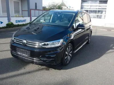 Gebraucht VW Touran R-line 150 PS (110 kW) 2024 Deep black Van / Kleinbus