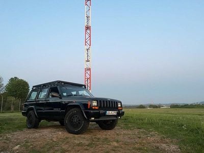Gebraucht Jeep Cherokee Limited 187 PS (137 kW) 1997 Schwarz SUV