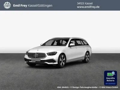 Gebraucht Mercedes E300 Avantgarde 194 PS (142 kW) 2022 Weiß Kombi