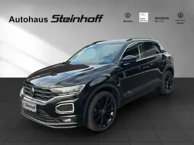 Second-hand VW T-Roc R-line 150 CP (110 kW) 2022 Negru SUV