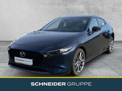 Deep crystal blue Neu 2025 Mazda 3 Exclusive Limousine | 28.490 €