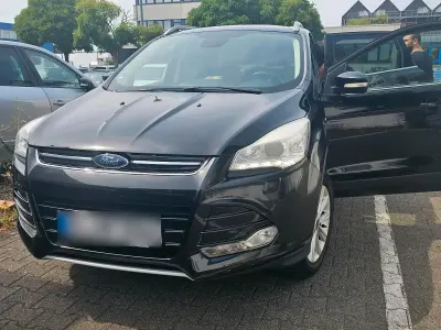 Gebraucht Ford Kuga 179 PS (131 kW) 2016 Schwarz SUV
