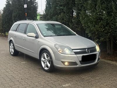 Gebraucht Opel Astra 125 PS (91 kW) 2005 Silber Kombi
