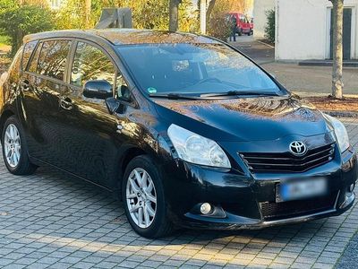 Schwarz Gebraucht 2009 Toyota Verso Van / Kleinbus | 3.499 € (Etwas zu teuer)