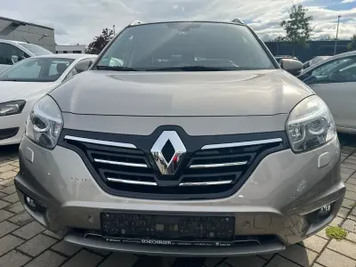 Gebraucht Renault Koleos Night&Day 173 PS (127 kW) 2015 Gold SUV