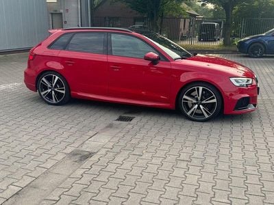 Gebraucht Audi RS3 Sport 400 PS (294 kW) 2020 Rot Limousine