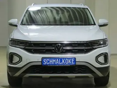 Second-hand VW T-Roc Style 150 CP (110 kW) 2024 Alb SUV