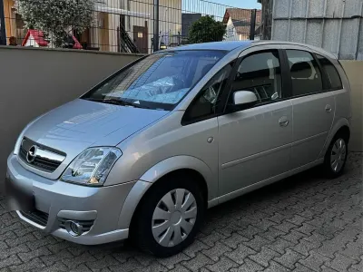 Gebraucht Opel Meriva 2008 Silber Van / Kleinbus
