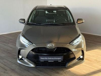 Gebraucht Toyota Yaris Basis 125 PS (91 kW) 2021 Manganbronze metallic Kleinwagen