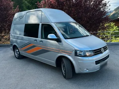Używany VW Transporter 180 KM (132 kW) 2011 Srebrny Van