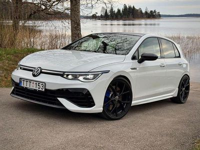 Usata VW Golf VIII R 320 CV (235 kW) 2024 Bianco Berlina