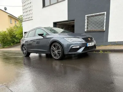Gebraucht Seat Leon ST 4Drive 300 PS (220 kW) 2019 Grau Kombi