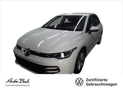 Gebraucht VW Golf VIII Life 116 PS (85 kW) 2025 Pure white Limousine