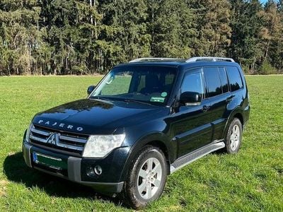 Gebraucht Mitsubishi Pajero Instyle 170 PS (125 kW) 2007 Schwarz SUV
