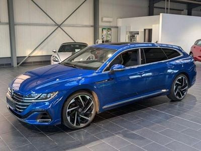 Second-hand VW Arteon R-line 280 CP (205 kW) 2023 Albastru Berlinǎ