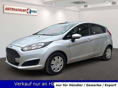 Gebraucht Ford Fiesta 95 PS (69 kW) 2013 Silber Kleinwagen