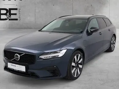 Usata Volvo V90 Plus 350 CV (257 kW) 2025 Blu Station wagon